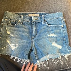 Joe’s jeans cute denim distressed shorts!
